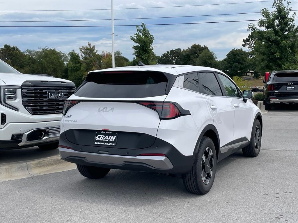 2027 Kia Sportage LX