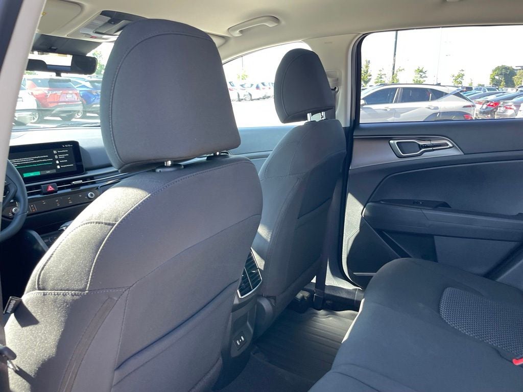 2027 Kia Sportage LX