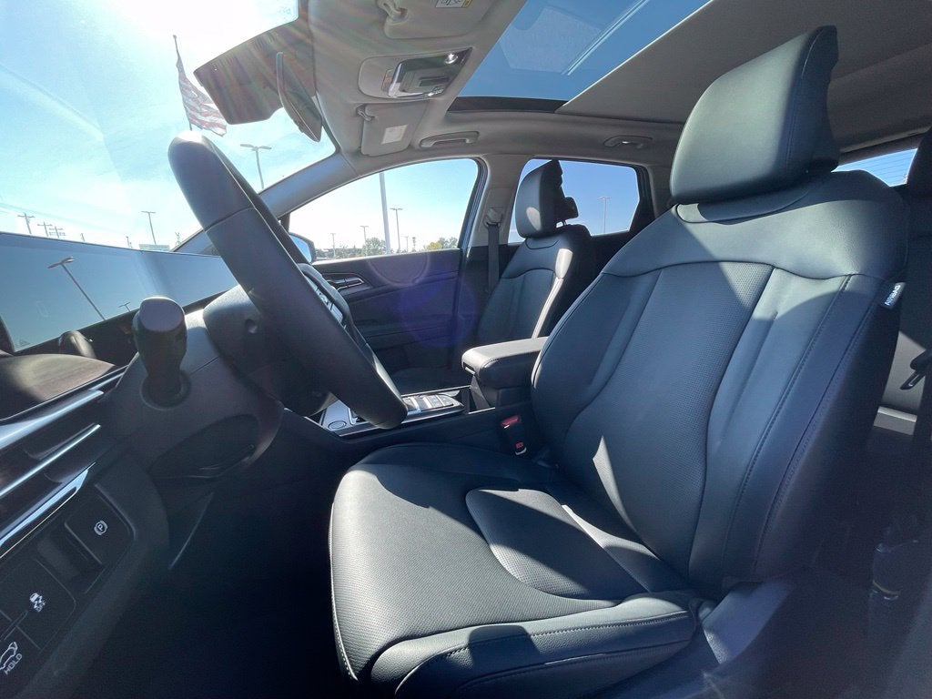 2027 Kia Sportage EX