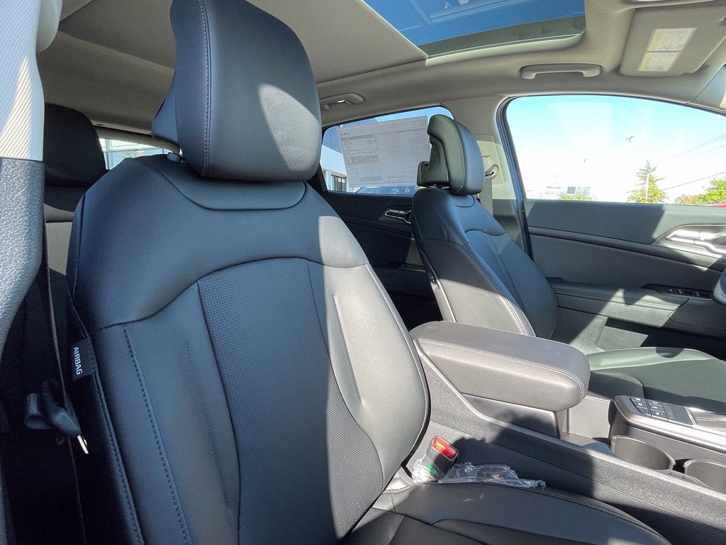 2027 Kia Sportage EX