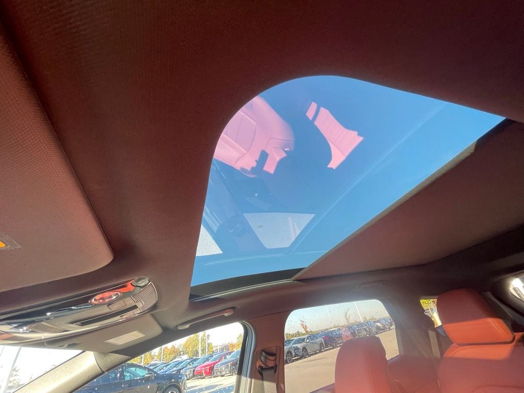 2026 Kia Sportage SX-Prestige - CARMINE RED INTERIOR COLOR PKG