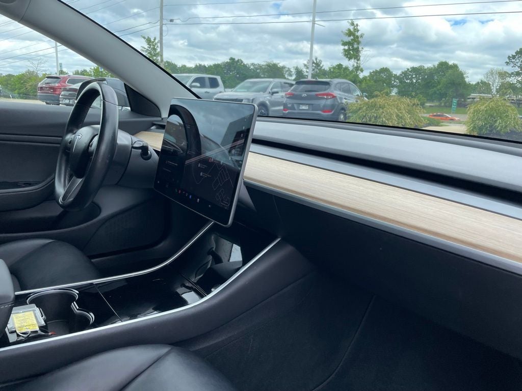 2018 Tesla Model 3 Long Range - NEW TIRES / PARKING ASSIST