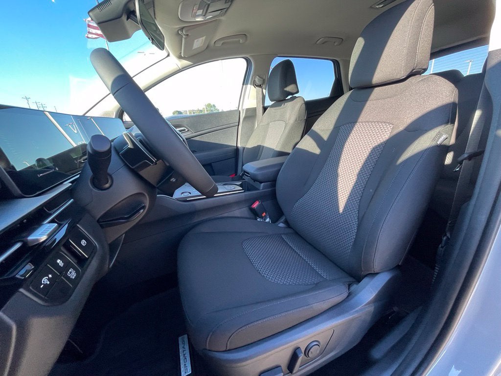 2027 Kia Sportage Hybrid S