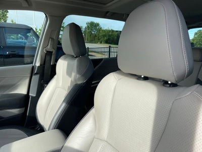2022 Subaru Forester Limited - POWER LIFTGATE / ONE OWNER