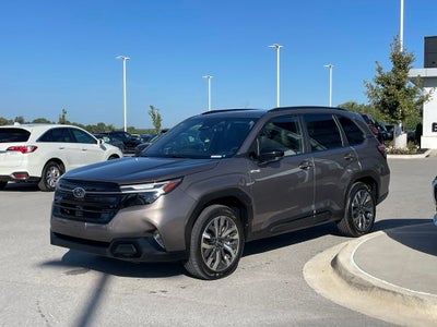 2025 Subaru Forester Hybrid Touring - POWER MOONROOF / VENTILATED SEATS