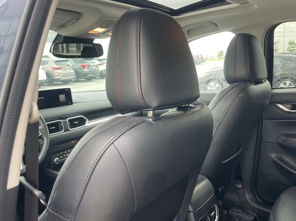 2024 Mazda Mazda CX-5 2.5 S Carbon Edition - RAIN SENSING WIPERS / APPLE CARPLAY