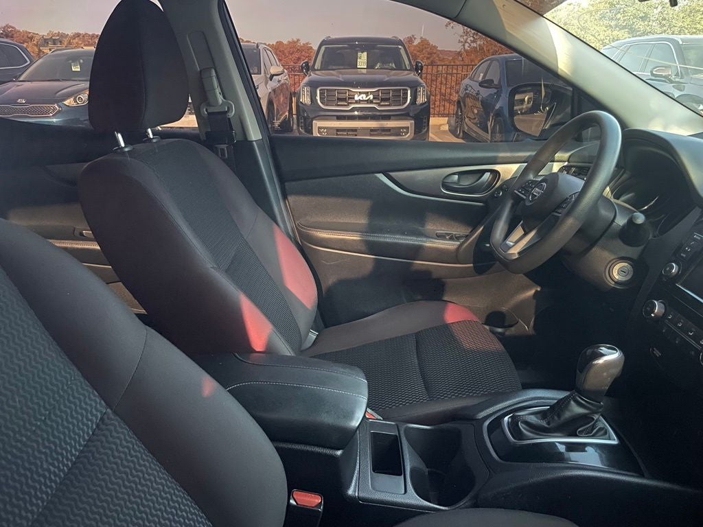 2022 Nissan Rogue Sport S - BLIND SPOT WARNING / AUTOMATIC HEADLIGHTS
