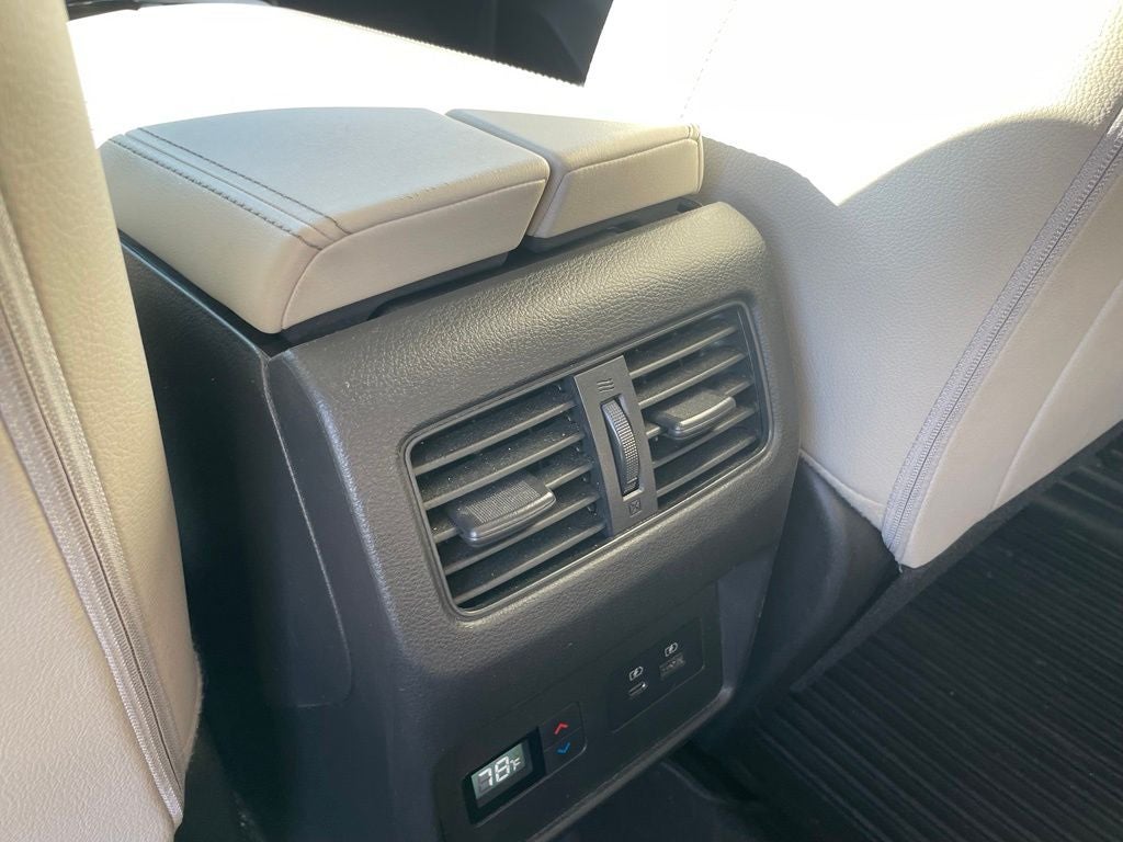 2023 Nissan Rogue SL - 1 OWNER / CLEAN CARFAX