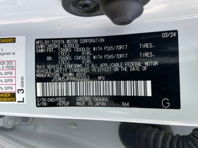 2024 Toyota 4Runner SR5 - 8 INCH TOUCHSCREEN / ANDROID AUTO