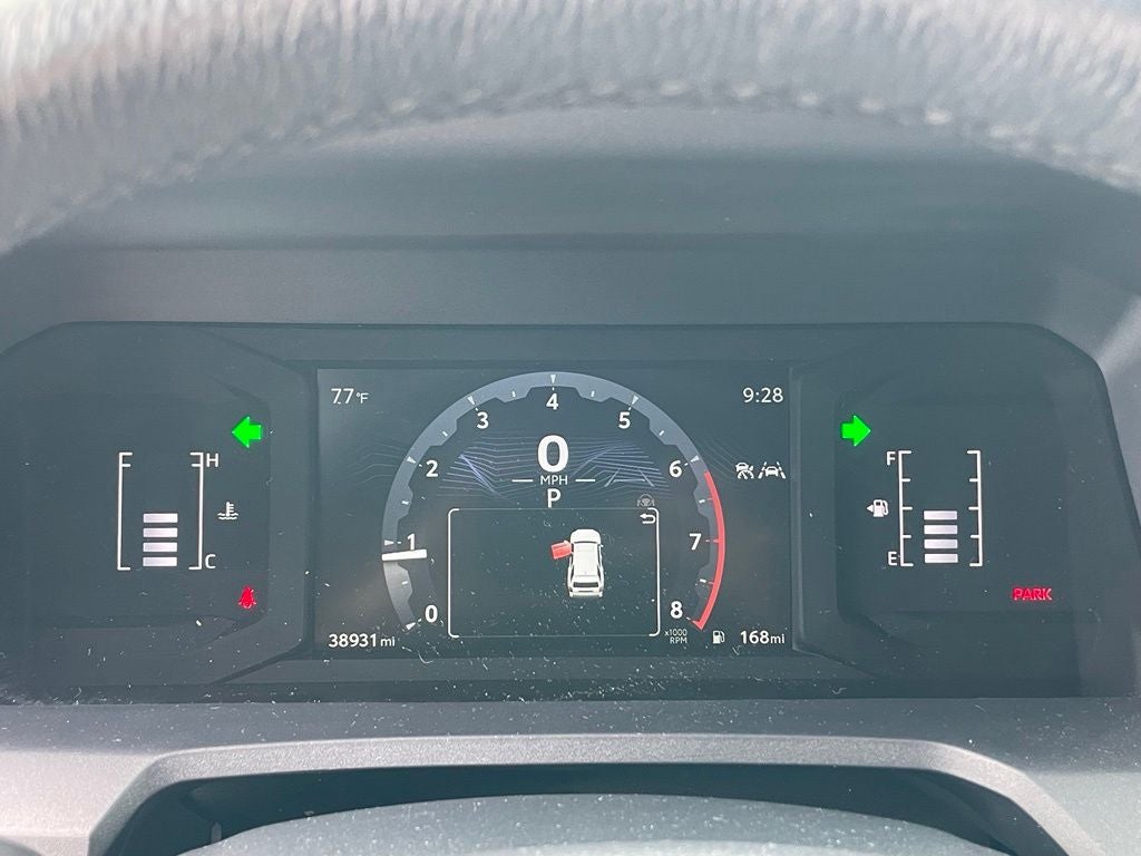 2025 Toyota 4Runner SR5 - BLIND SPOT MONITOR / ADAPTIVE CRUISE