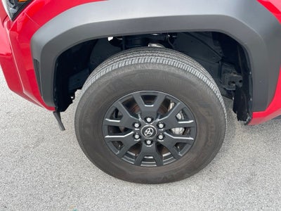 2025 Toyota 4Runner SR5 - BLIND SPOT MONITOR / ADAPTIVE CRUISE