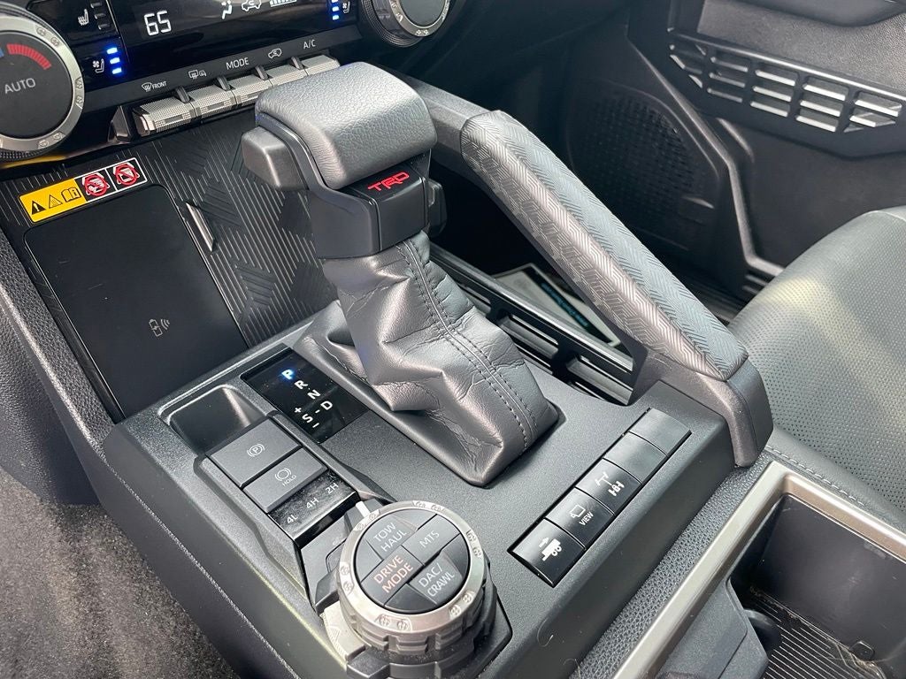 2025 Toyota 4Runner TRD Sport Premium - VENTILATED SEATS / ADAPTIVE CRUISE