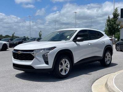 2025 Chevrolet Trax LS - LANE KEEP ASSIT / APPLE CARPLAY