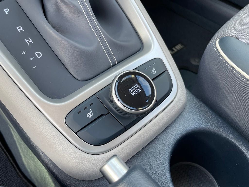 2024 Hyundai Venue Limited - NAVIGATION / BLUELINK