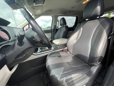 2022 Kia Carnival LXS - REMOVABLE 2ND ROW / POWER SLIDING DOORS