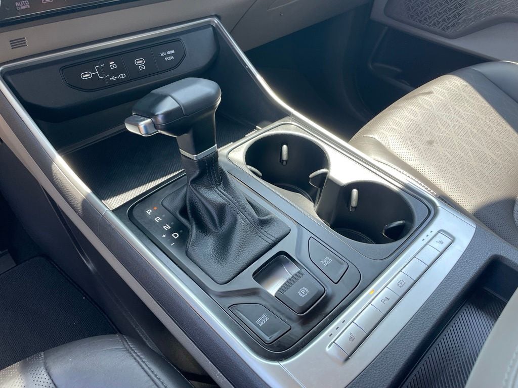 2025 Kia Carnival LXS - KIA CERTIFIED / NAVIGATION