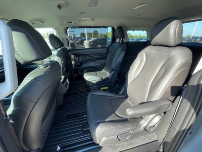 2027 Kia Carnival EX