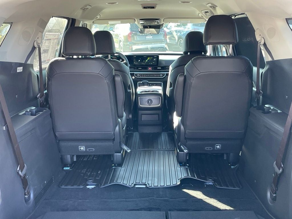 2027 Kia Carnival EX