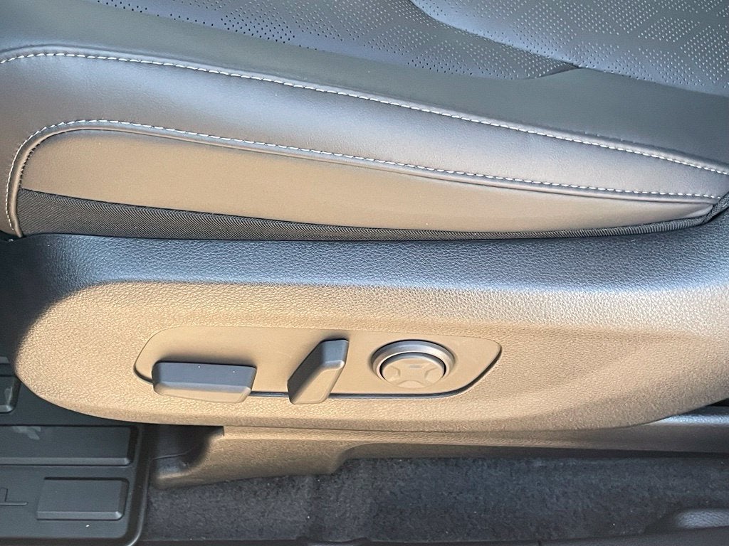 2027 Kia Carnival EX