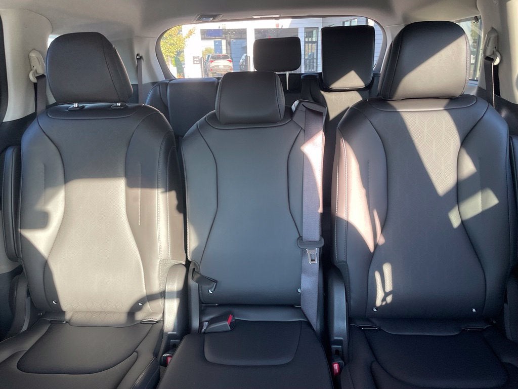 2027 Kia Carnival EX