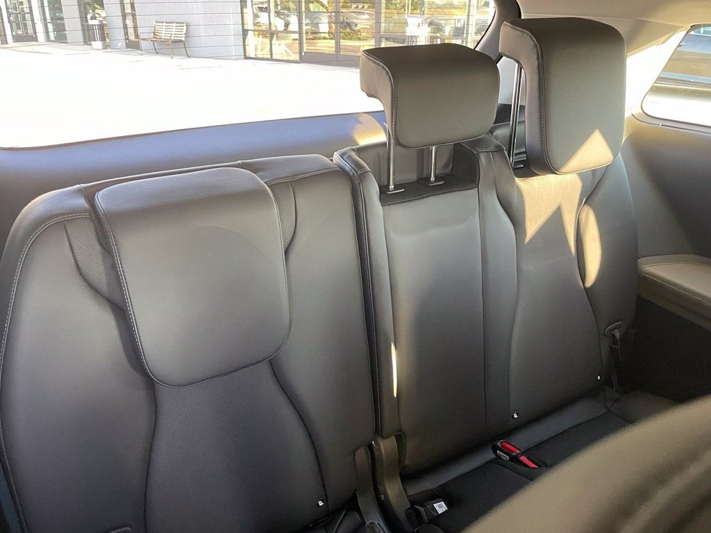 2027 Kia Carnival EX