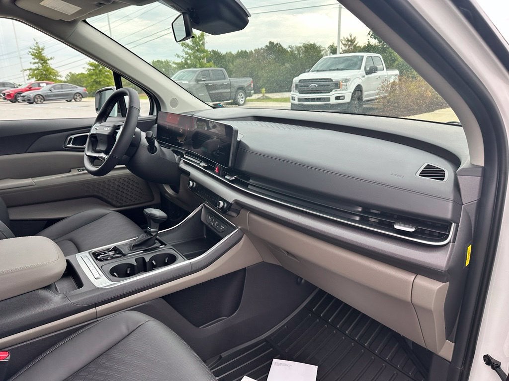 2027 Kia Carnival EX