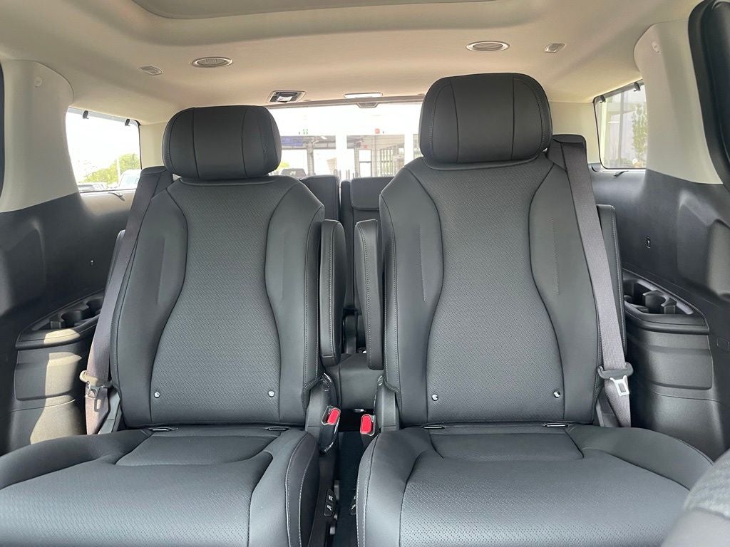 2027 Kia Carnival SX Prestige