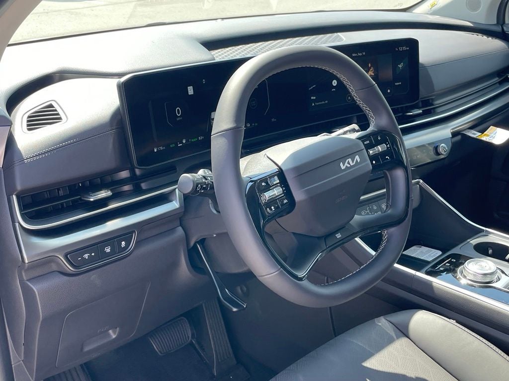 2027 Kia Carnival Hybrid SX