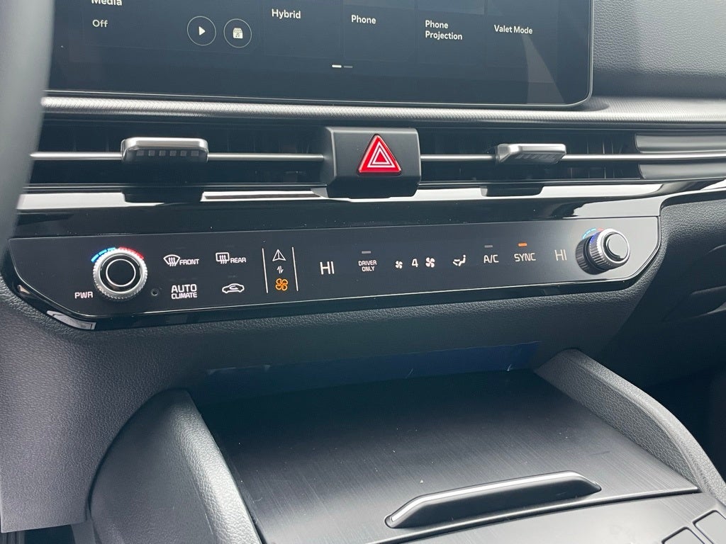 2026 Kia Sportage Hybrid LX