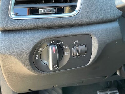 2018 Audi Q3 2.0T Premium Plus Quattro - NAVIGATION PLU PKG /POWER MOONROOF