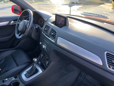 2018 Audi Q3 2.0T Premium Plus Quattro - NAVIGATION PLU PKG /POWER MOONROOF