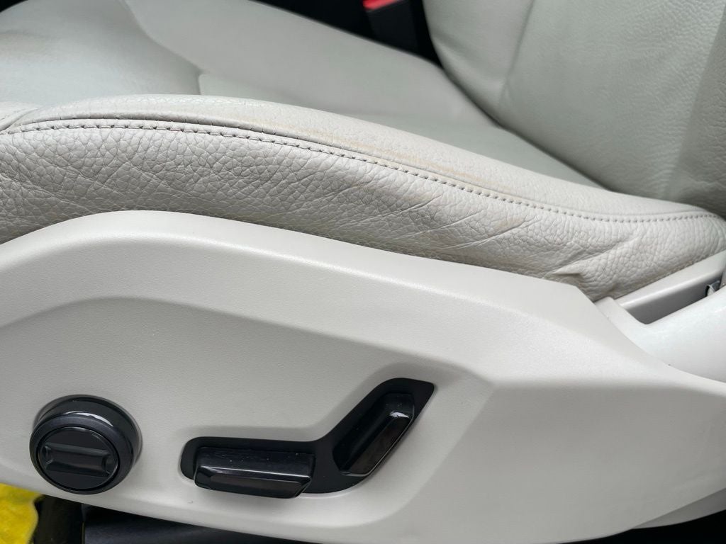 2020 Volvo XC90 T5 Momentum - ADAPTIVE CRUISE / 7 PASSENGER SEATING