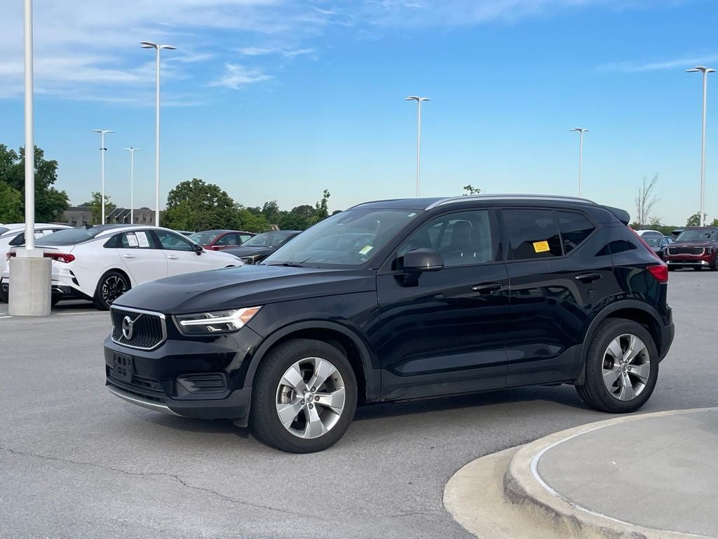 2020 Volvo XC40 Momentum - POWER TAILGATE / MEMORY SEATS