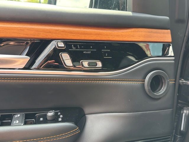 2024 Jeep Grand Wagoneer L Series III
