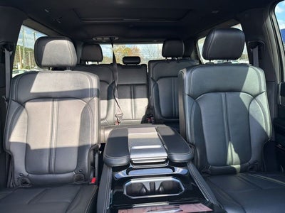 2023 Jeep Grand Wagoneer Base