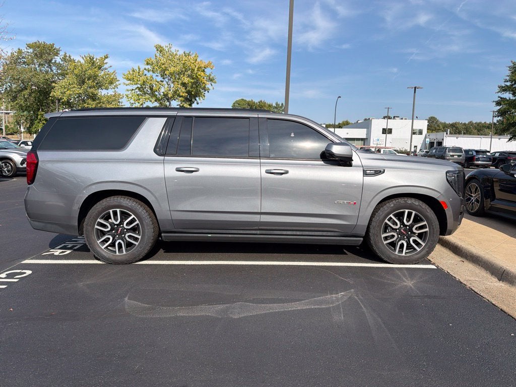 2021 GMC Yukon XL AT4 Pano Roof, Bucket Seats, Power Boards, DVD's