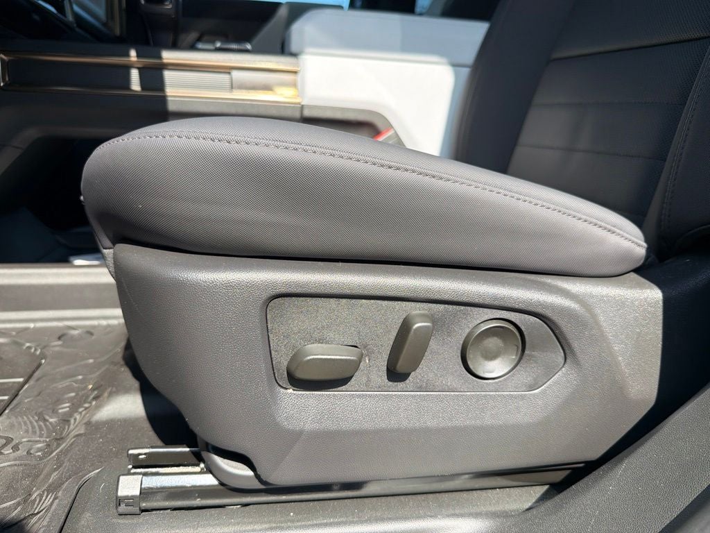 2025 GMC Hummer EV SUV 3X Low Miles, Clean CarFax