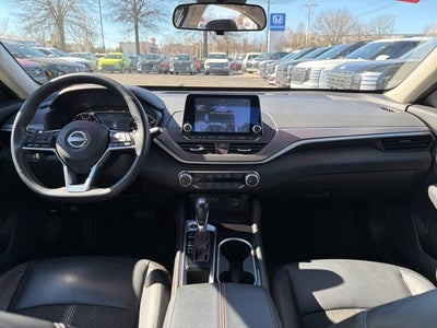 2024 Nissan Altima 2.5 SR