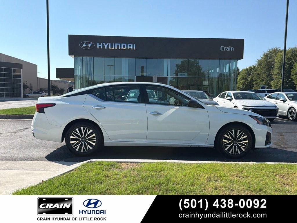2025 Nissan Altima 2.5 SV CARFAX 1-Owner