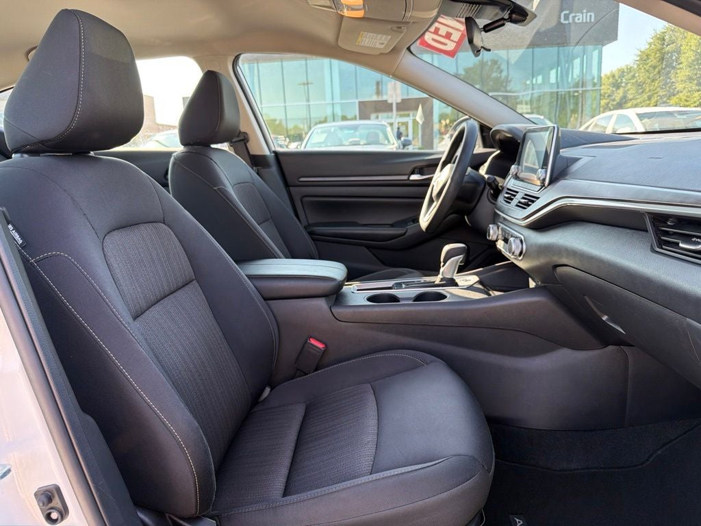 2025 Nissan Altima 2.5 SV CARFAX 1-Owner