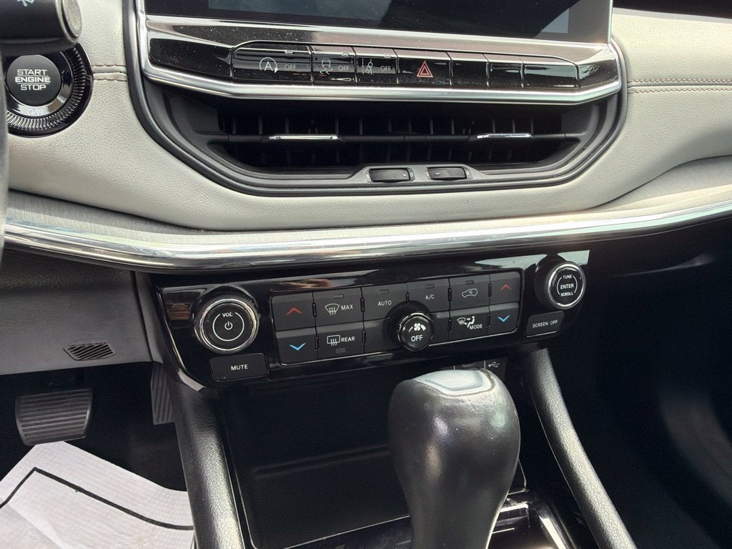 2022 Jeep Compass Limited Pano Roof, One Owner, Clean CarFax