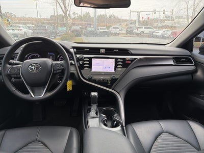 2020 Toyota Camry SE