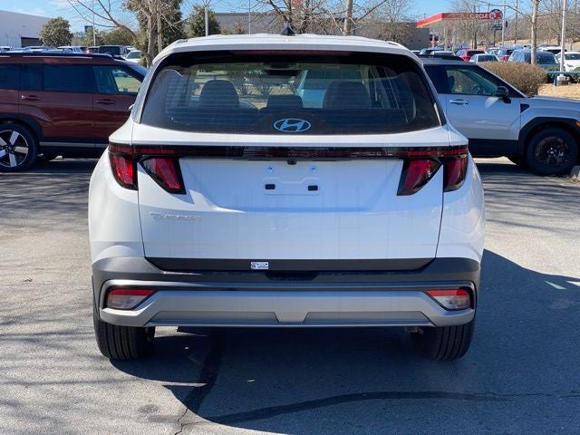 2025 Hyundai Tucson SE
