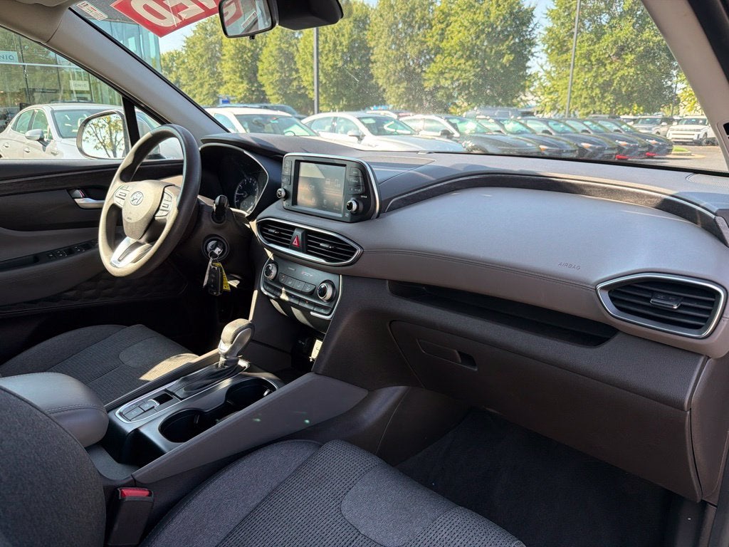 2020 Hyundai Santa Fe SE