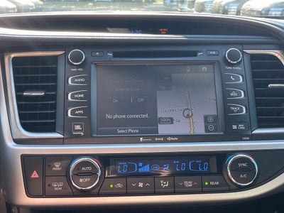 2019 Toyota Highlander Limited Platinum Third Row, Leather, Clean CarFax, One Owner, Low M