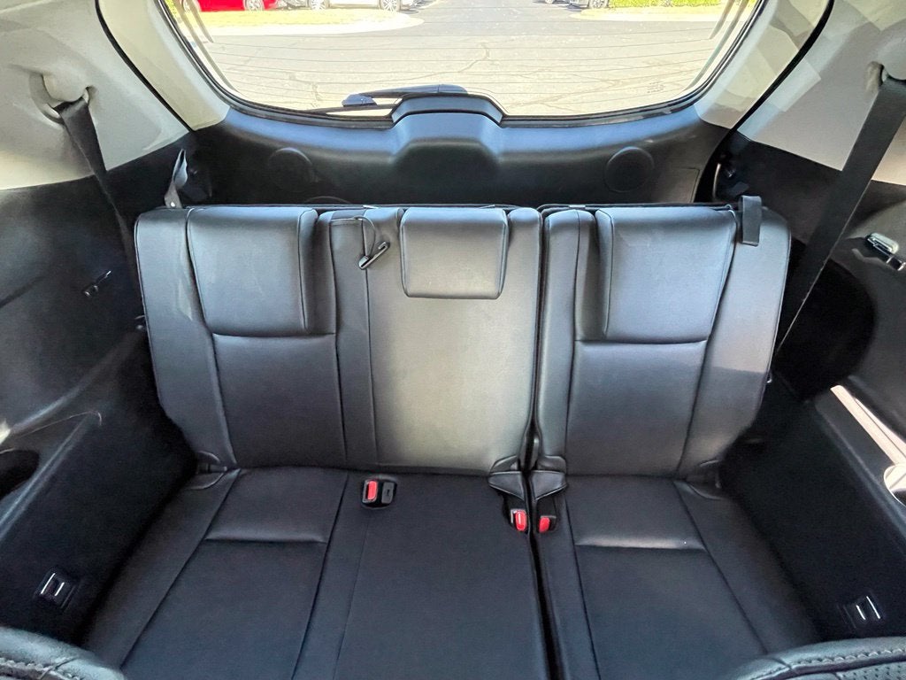 2019 Toyota Highlander Limited Platinum Third Row, Leather, Clean CarFax, One Owner, Low M