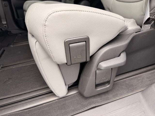2023 Toyota Sienna Limited 7 Passenger
