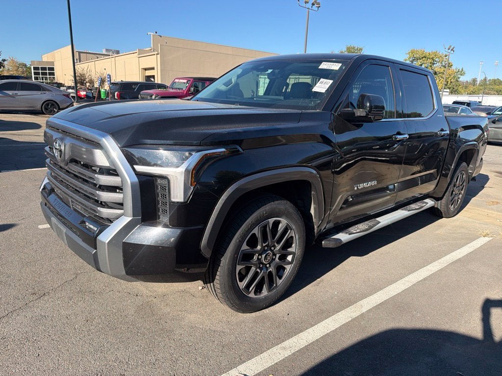 2023 Toyota Tundra Limited Pano Roof, Leather, Clean CarFax, One Owner