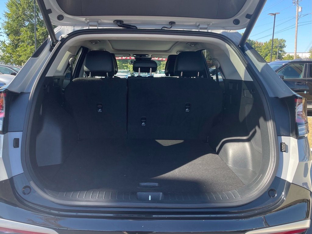 2025 Kia Sportage SX Pano Roof, Leather, One Owner