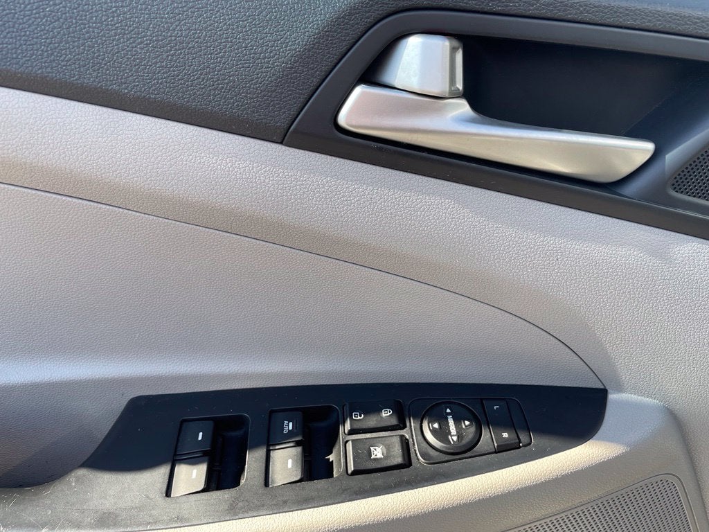 2019 Hyundai Tucson Value Clean CarFax